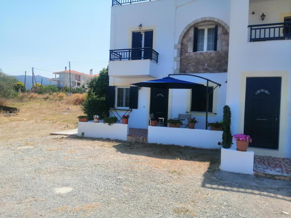 White House Apartment Monemvasia Exterior photo